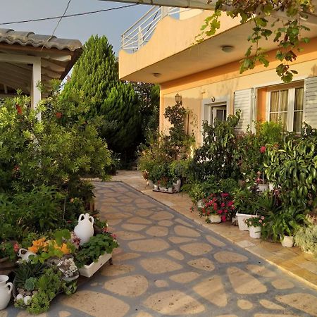 Guesthouse Villa Joanna&Mattheo Sarandë エクステリア 写真