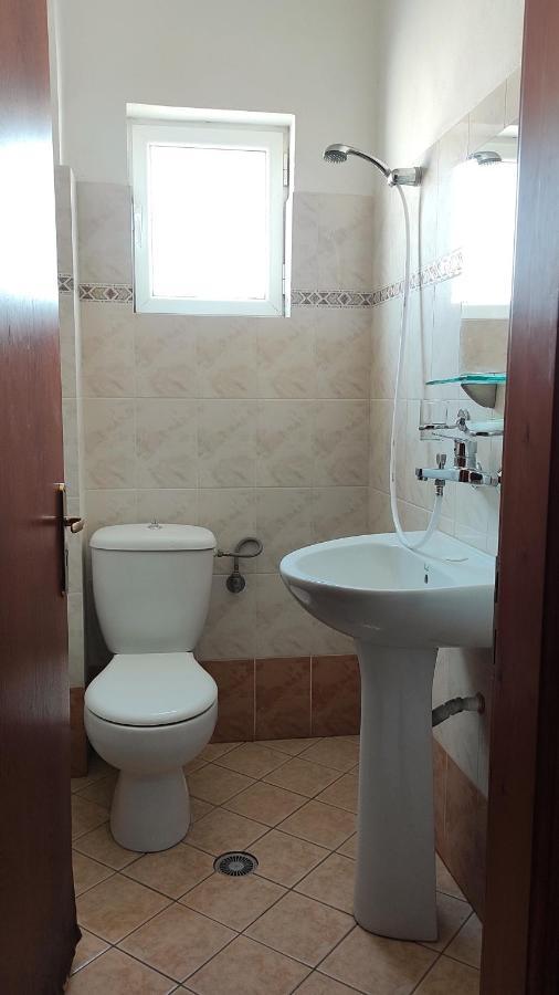 Guesthouse Villa Joanna&Mattheo Sarandë エクステリア 写真