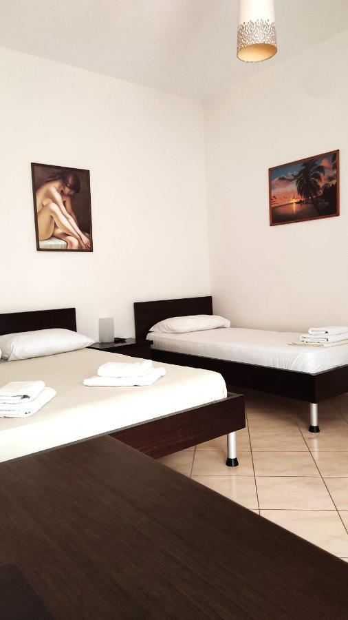Guesthouse Villa Joanna&Mattheo Sarandë エクステリア 写真