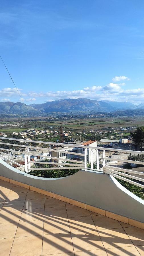 Guesthouse Villa Joanna&Mattheo Sarandë エクステリア 写真