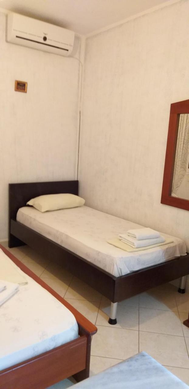 Guesthouse Villa Joanna&Mattheo Sarandë エクステリア 写真