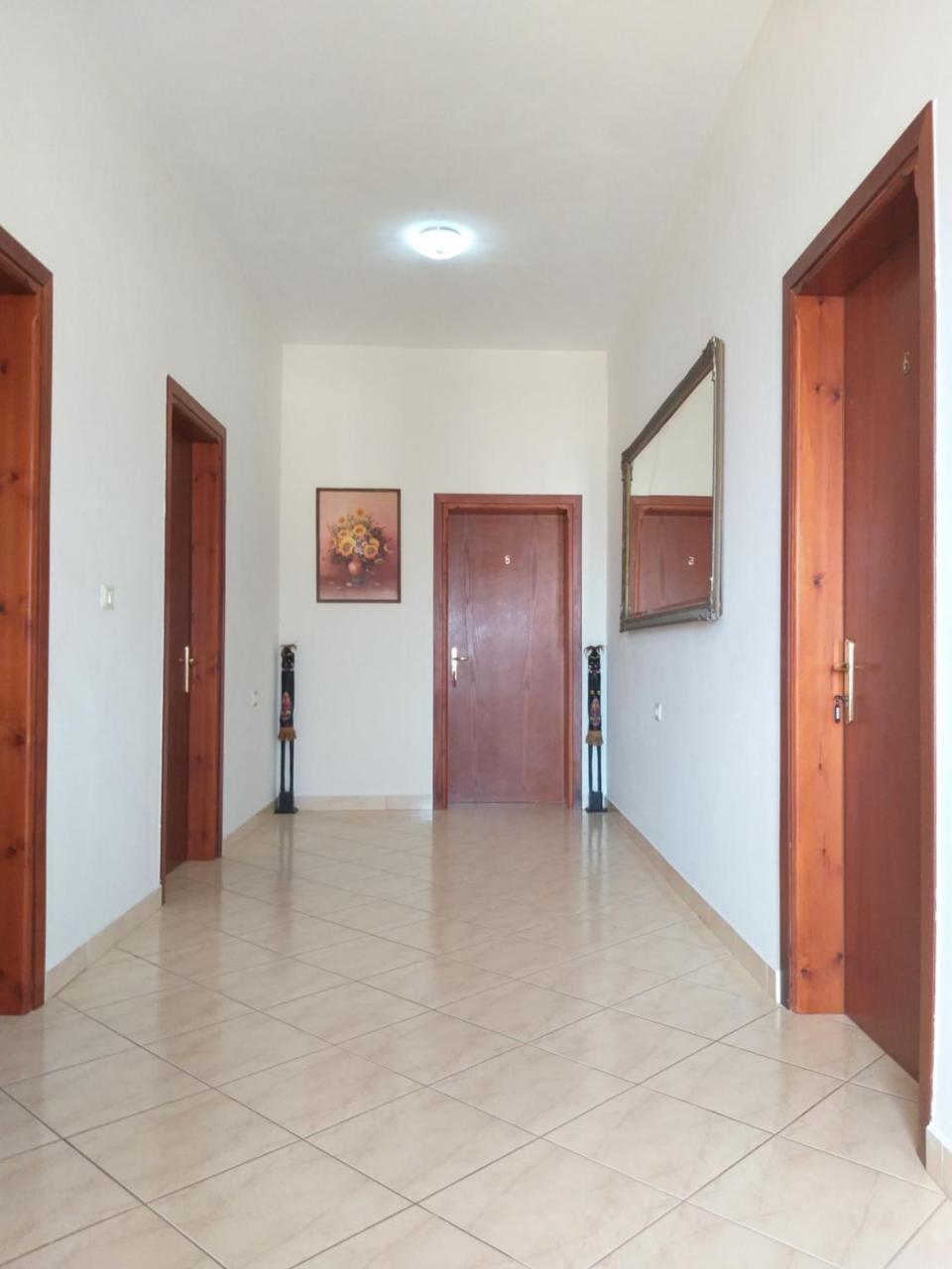 Guesthouse Villa Joanna&Mattheo Sarandë エクステリア 写真