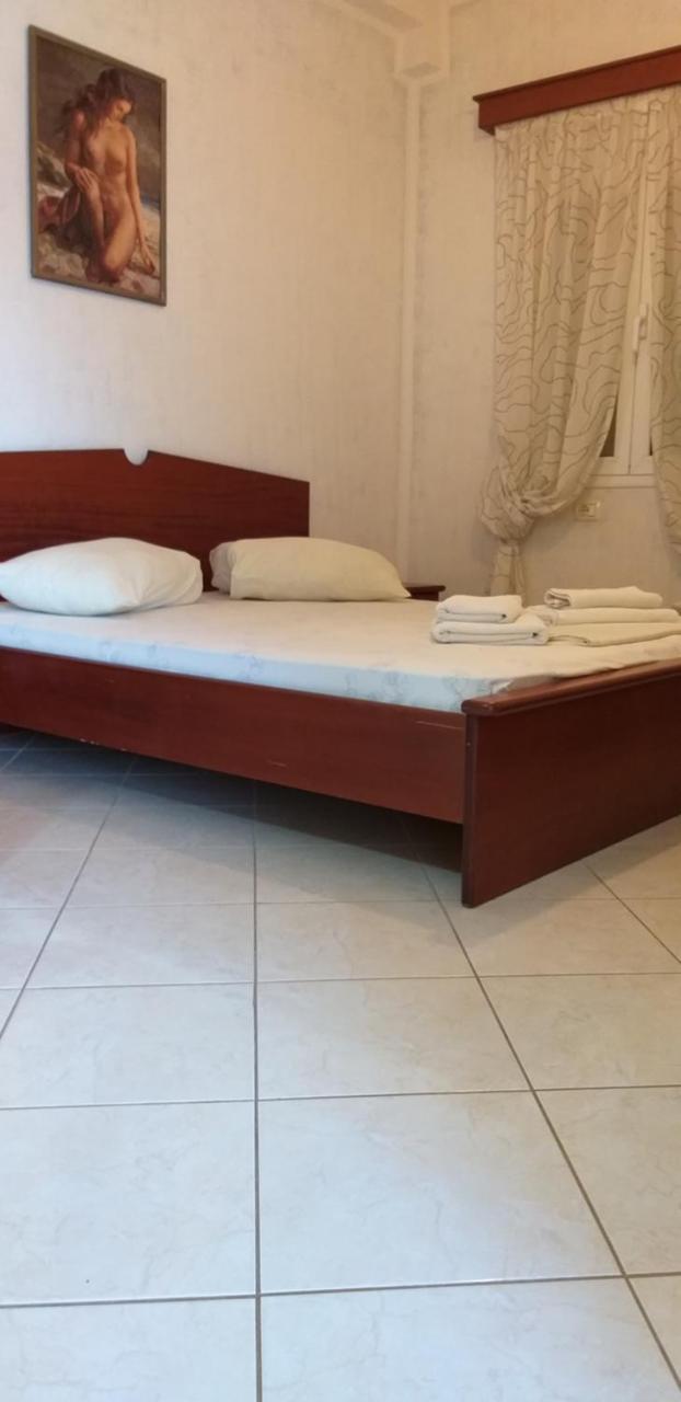 Guesthouse Villa Joanna&Mattheo Sarandë エクステリア 写真